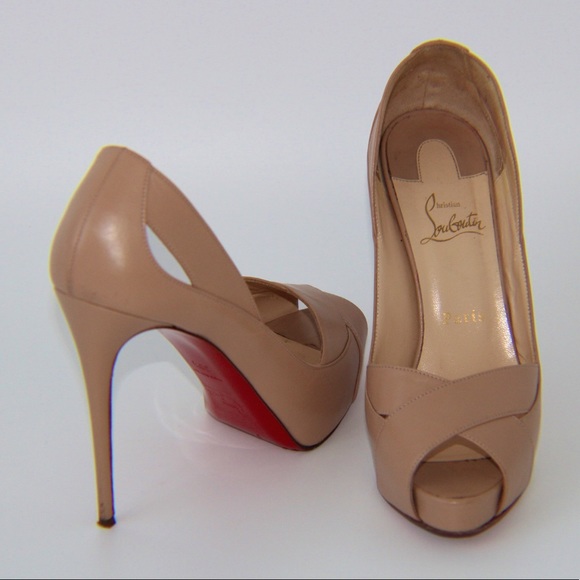 CHRISTIAN LOUBITON HEELS - Picture 4 of 13